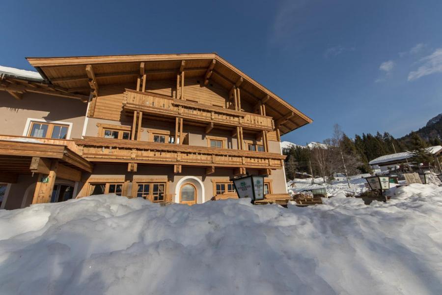 Alpengasthof Almrose Im Heutal Unken Exterior foto